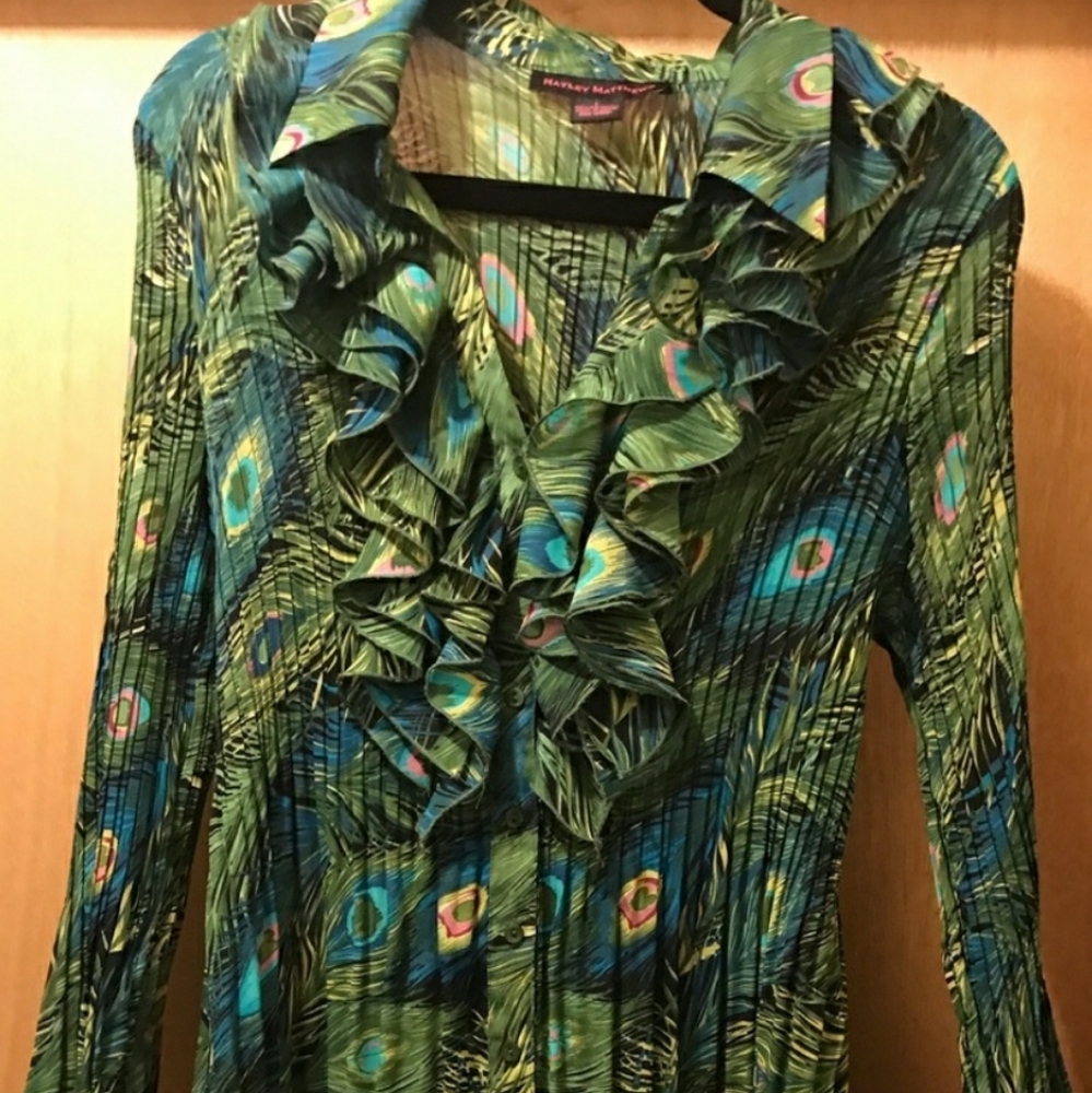 Peacock ruffle top